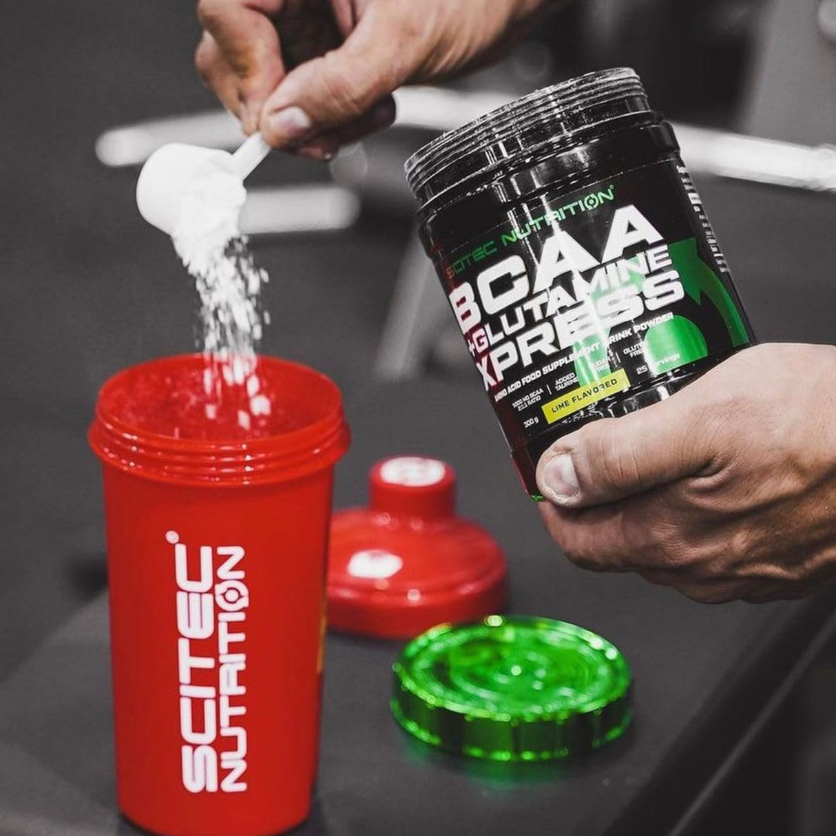 Scitec Nutrition BCAA + Glutamine Xpress 300 g - Mojito